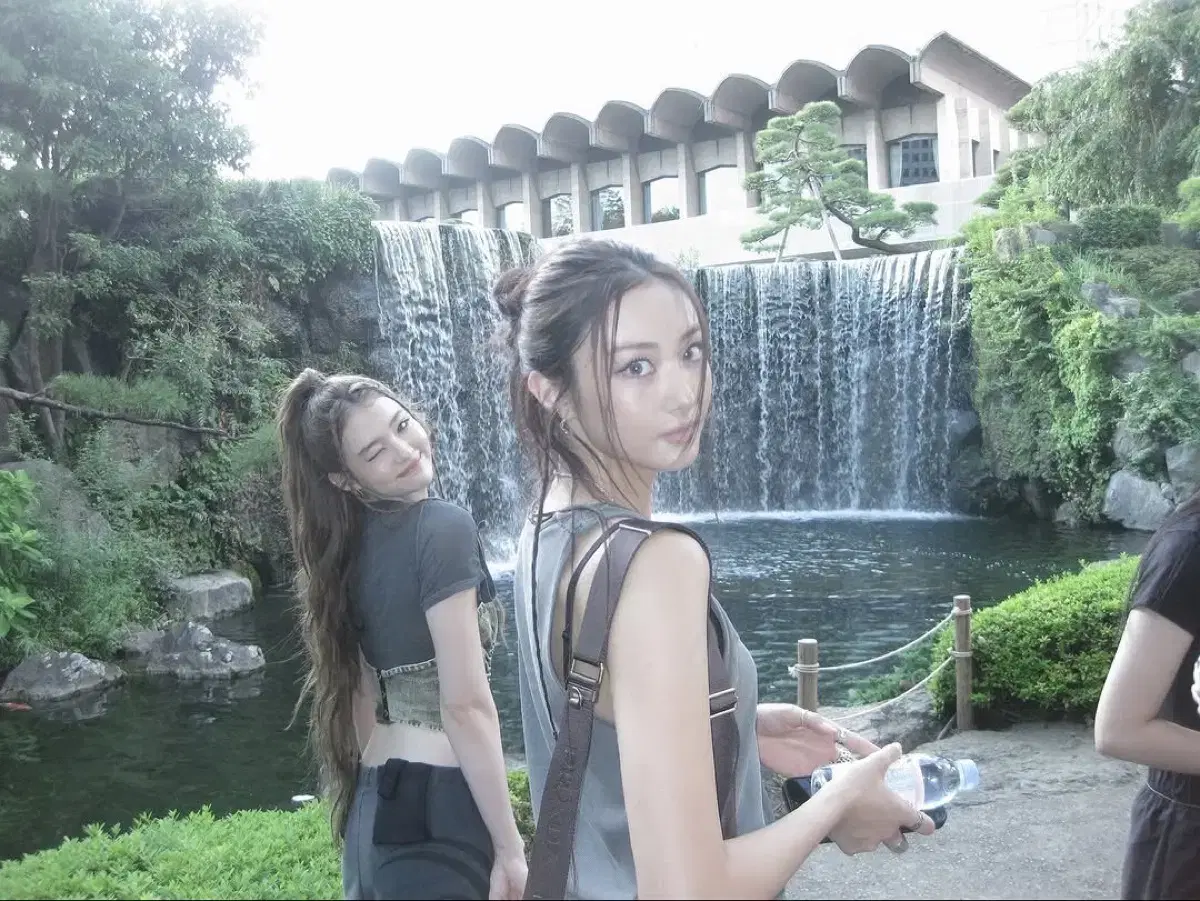 thumbnail-6